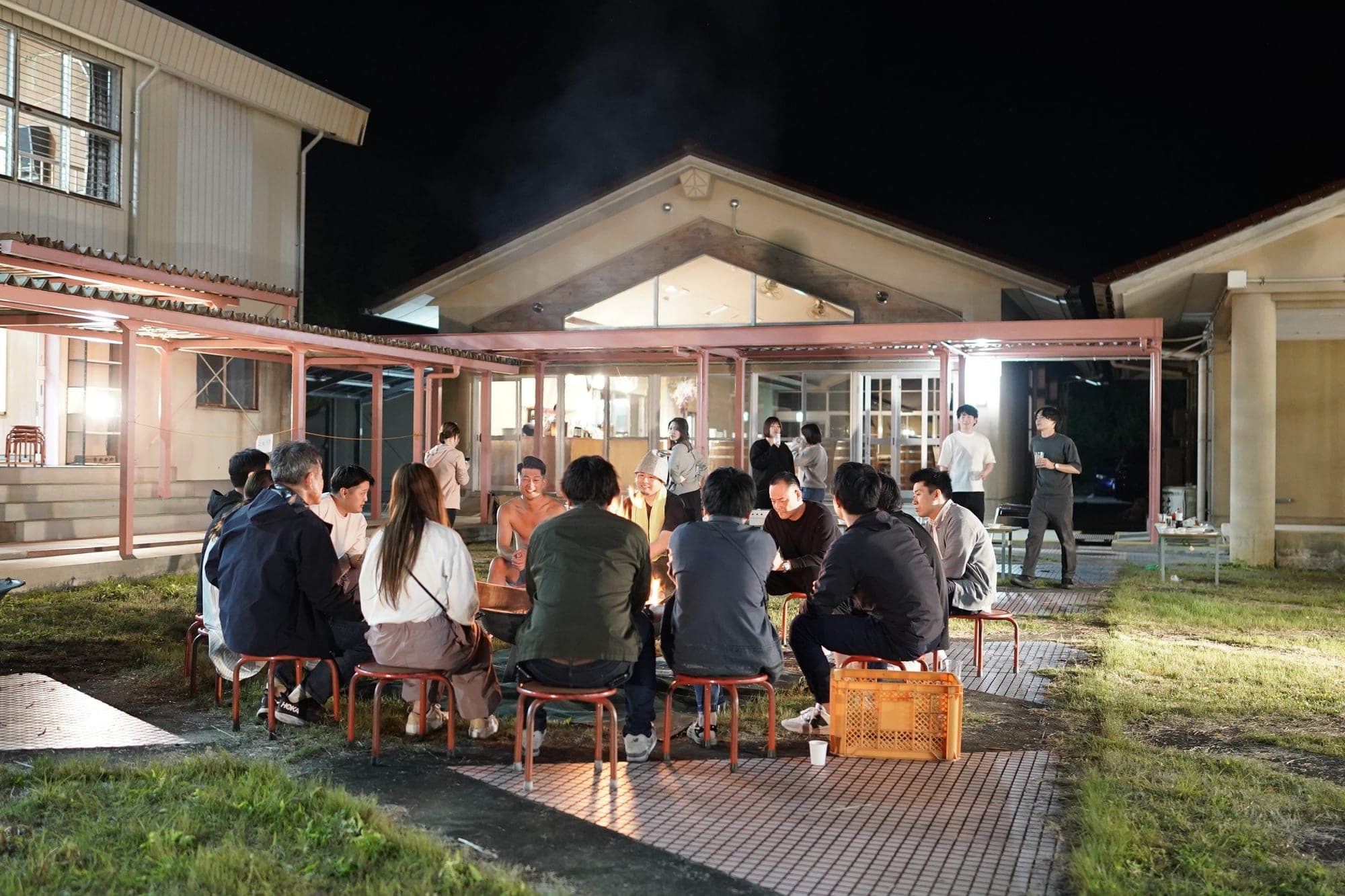 チームで、ひとつの場所にこもって、集中したい。